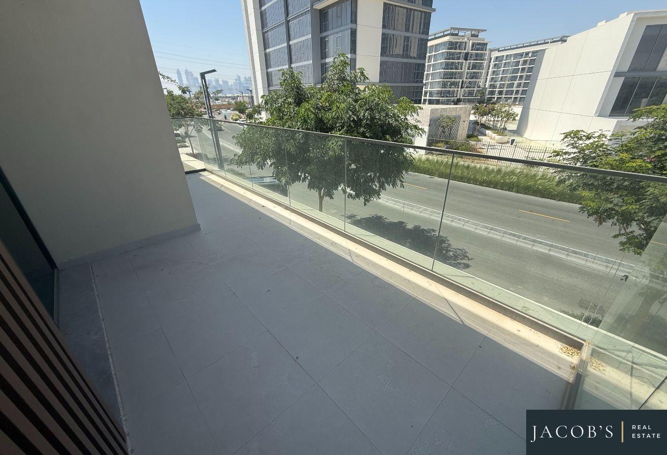 Vacant | 4 BR + Maids | Spacious Layout photo 16