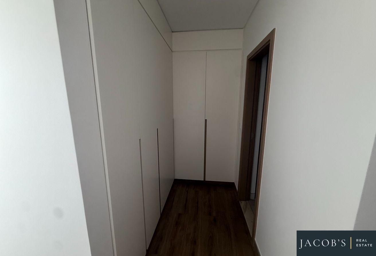 Vacant | 4 BR + Maids | Spacious Layout photo 9