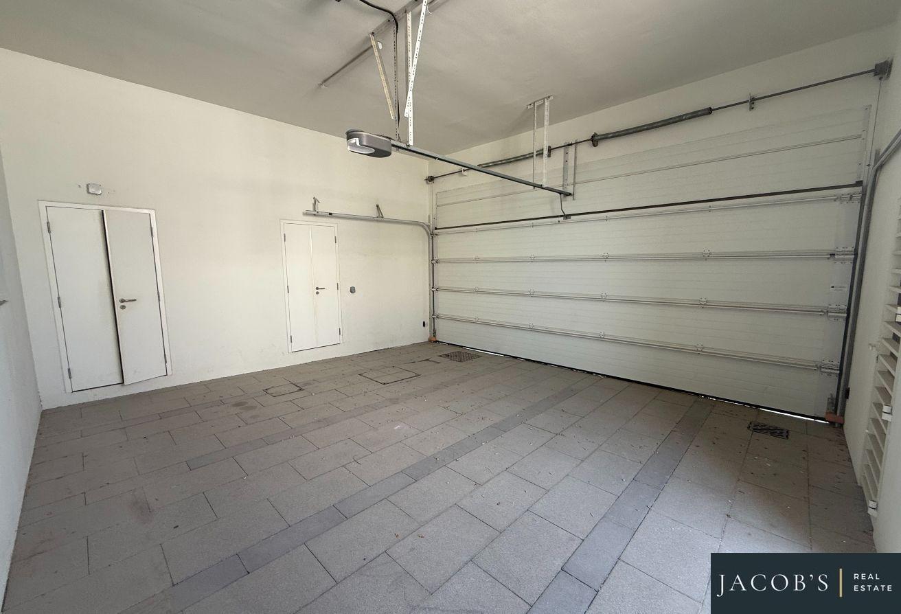 Vacant | 4 BR + Maids | Spacious Layout photo 17