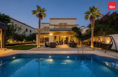 Villa - 4 - 5 for sale in District 3 - Jumeirah Park - Dubai