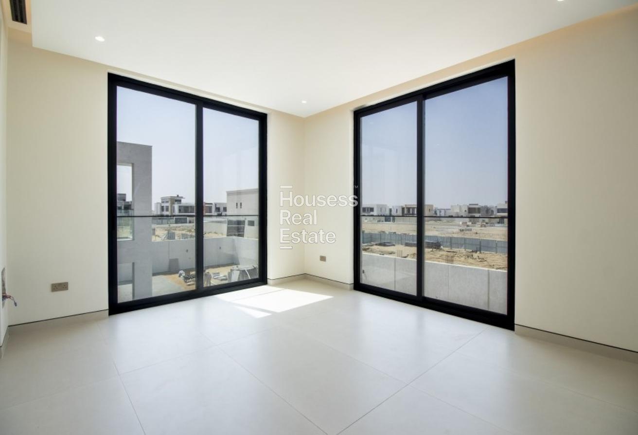Private Garden | Brand New | Modern Finishes photo 5