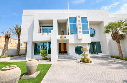 Villa - 5 - 5 for rent in Jumeirah 1 Villas - Jumeirah 1 - Jumeirah - Dubai
