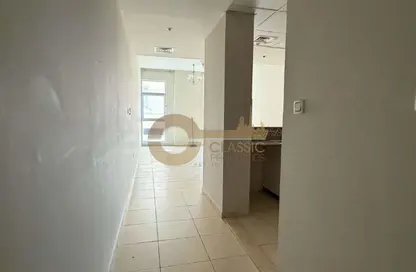 Apartment - 2 Bedrooms - 3 Bathrooms for rent in Mazaya 11 - Queue Point - Liwan - Dubai