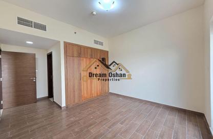 Apartment - 1 - 2 for rent in F49 Avenue - International City Phase 2 - Dubai