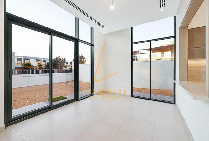 83661165 - Property Main Image