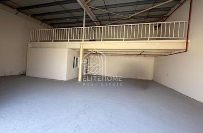 Warehouse - Studio - 1 Bathroom for rent in Al Sajaa S - Al Sajaa - Sharjah