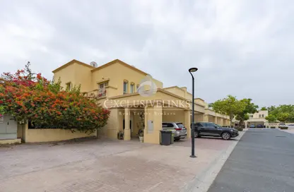 فيلا - 2 غرف نوم - 3 حمامات للبيع في الينابيع 5 - الينابيع - دبي