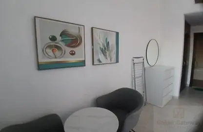 شقة - غرفة نوم - 2 حمامات للايجار في مبنى 41 - طراز البحر المتوسط - ديسكفري جاردنز - دبي