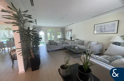 Villa - 3 Bedrooms - 4 Bathrooms for rent in Legacy Small - Legacy - Jumeirah Park - Dubai