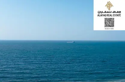 شقة - 2 غرف نوم - 3 حمامات للايجار في برج الكورنيش - طريق كورنيش عجمان - عجمان