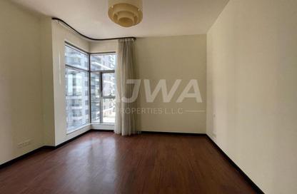 Apartment - 1 Bedroom - 2 Bathrooms for rent in Green Lakes Towers 1 - Green Lakes Towers - JLT Cluster S - Jumeirah Lake Towers - Dubai
