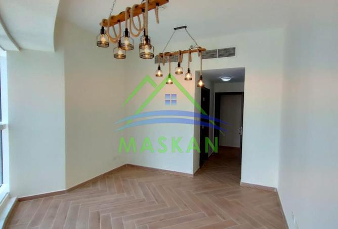 56144585 - Property Image 3