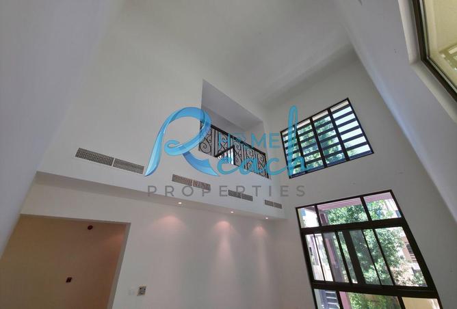 103723538 - Property Image 3