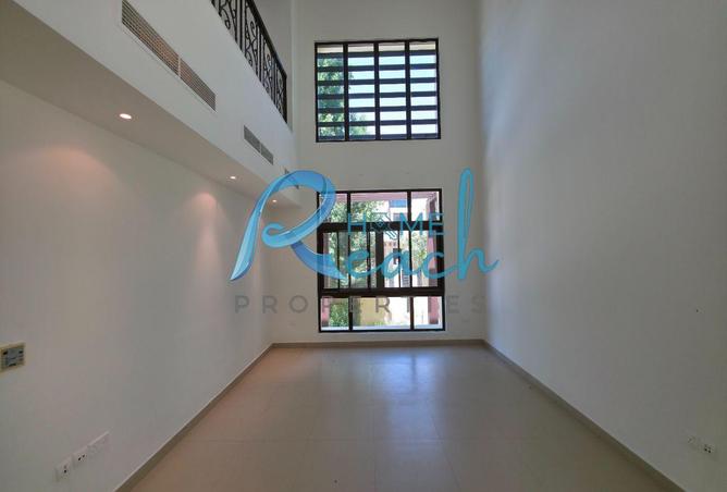 103723538 - Property Image 2