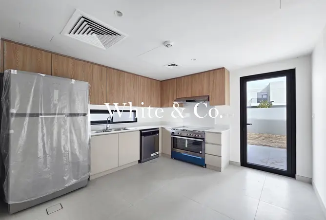 145985012 - Property Image 2