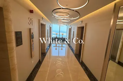 Apartment - Studio - 1 Bathroom for rent in The Palm Tower - Palm Jumeirah - Dubai