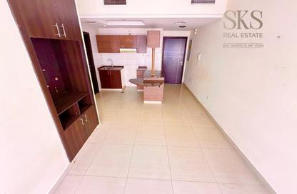 Apartment - Studio - 1 Bathroom for rent in Al Waleed BA 03 - Al Barsha 1 - Al Barsha - Dubai Apartment - Studio - 1 Bathroom for rent in Al Waleed BA 03 - Al Barsha 1 - Al Barsha - Dubai