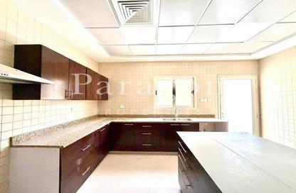 Villa - 4 Bedrooms - 5 Bathrooms for rent in Al Manara - Dubai Villa - 4 Bedrooms - 5 Bathrooms for rent in Al Manara - Dubai