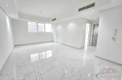 Apartment - 1 Bedroom - 2 Bathrooms for rent in Muwaileh 29 Building - Muwaileh - Sharjah