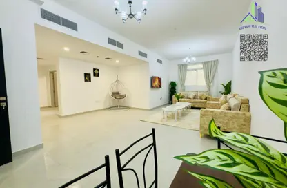 Apartment - 2 Bedrooms - 3 Bathrooms for rent in Ajman Corniche Residences - Ajman Corniche Road - Ajman