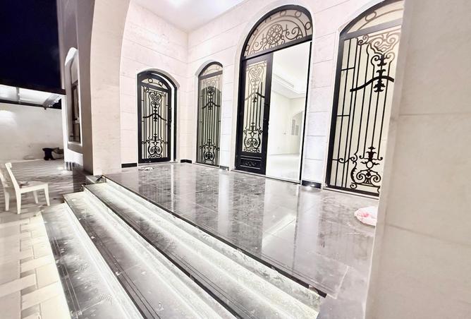 79858330 - Property Image 3