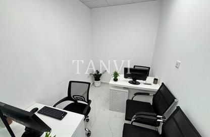 Office Space - Studio - 1 Bathroom for rent in Reem Residency - Al Karama - Dubai