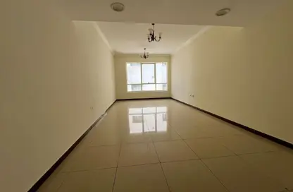 Apartment - 2 Bedrooms - 2 Bathrooms for rent in Al Mahatta - Al Qasimia - Sharjah