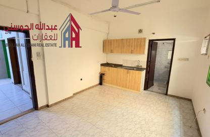 Apartment - Studio - 1 for rent in Souq Al Ghuwair - Al Ghuwair - Al Gharb - Sharjah Apartment - Studio - 1 for rent in Souq Al Ghuwair - Al Ghuwair - Al Gharb - Sharjah