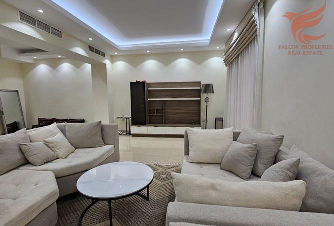92275645 - Property Image 2