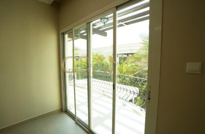 Townhouse - 3 - 4 for rent in Seashore - Rabdan - Abu Dhabi