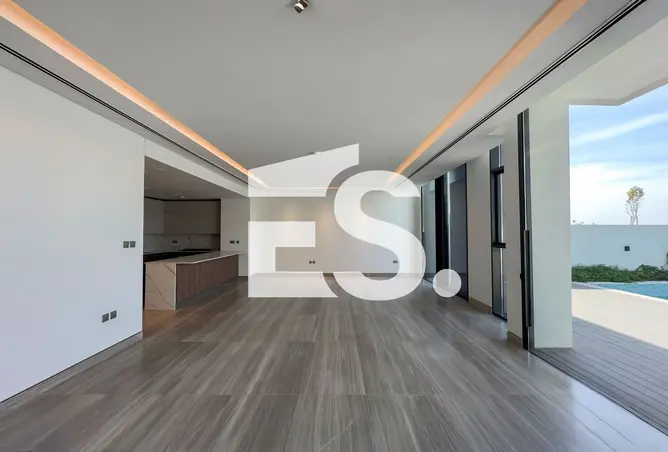 155580773 - Property Image 3