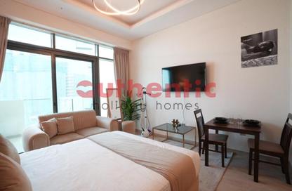 شقة - 1 حمام للايجار في فرهاد عزيزي ريزيدنس - 2 مدينة دبي الطبية - الجداف - دبي
