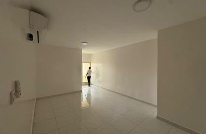 Whole Building - 7+ - 7+ for sale in Al Rawda 2 Villas - Al Rawda 2 - Al Rawda - Ajman Whole Building - 7+ - 7+ for sale in Al Rawda 2 Villas - Al Rawda 2 - Al Rawda - Ajman