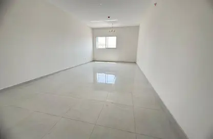 Apartment - 2 Bedrooms - 3 Bathrooms for rent in Ajman Corniche Residences - Ajman Corniche Road - Ajman
