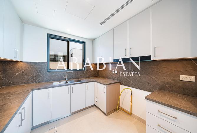 82782347 - صورة العقار 3