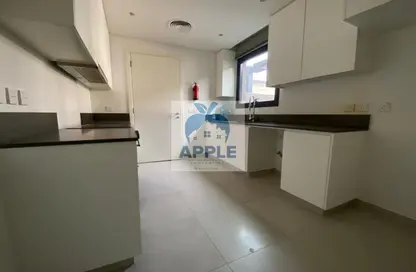 Townhouse - 3 Bedrooms - 4 Bathrooms for rent in East Village - Aljada - Sharjah