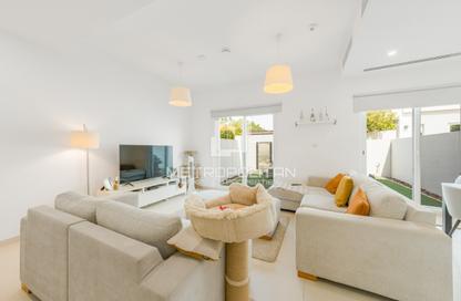 Townhouse - 3 Bedrooms - 3 Bathrooms for sale in Amaranta 3 - Amaranta - Villanova - Dubai