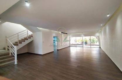 Villa - 4 - 4 for rent in Umm Suqeim 1 Villas - Umm Suqeim 1 - Umm Suqeim - Dubai