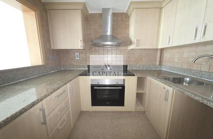 Apartment - 2 Bedrooms - 2 Bathrooms for rent in Al Hamri - Shoreline Apartments - Palm Jumeirah - Dubai