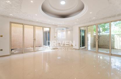 Townhouse - 3 Bedrooms - 4 Bathrooms for rent in Muzera Community - Al Raha Gardens - Abu Dhabi