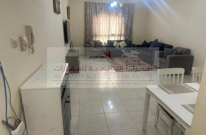 شقة - غرفة نوم - 2 حمامات للايجار في شارع التعاون الجديد - التعاون - الشارقة