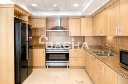 Apartment - 2 Bedrooms - 3 Bathrooms for rent in Abu Keibal - Shoreline Apartments - Palm Jumeirah - Dubai