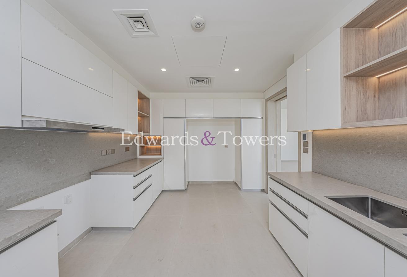 Stand Alone Villa | Brand New | Great Community photo 10
