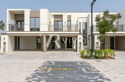 Townhouse - 3 Bedrooms - 3 Bathrooms for sale in Aura Gardens - Tilal Al Ghaf - Dubai