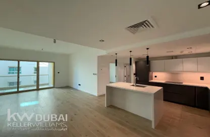 شقة - غرفة نوم - 1 حمام للايجار في الظفرة 4 - الظفرة - جرينز - دبي