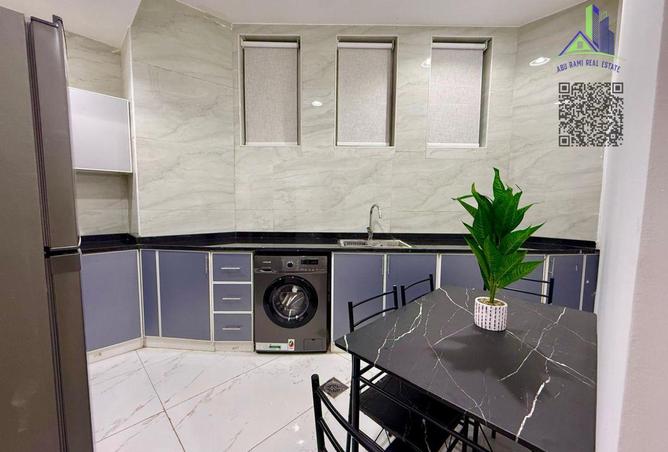 94026111 - Property Image 3