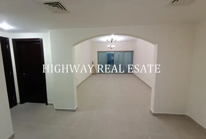 157811834 - Property Image 3