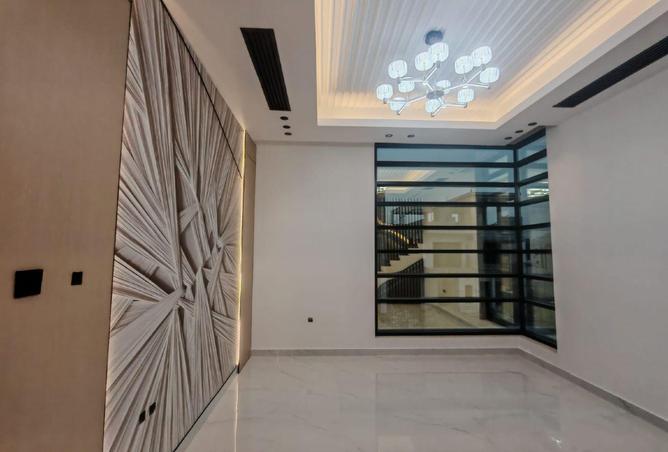 93135421 - Property Image 3