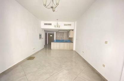 Apartment - 1 Bedroom - 2 Bathrooms for rent in Chaimaa Premiere - District 15 - Jumeirah Village Circle - Dubai