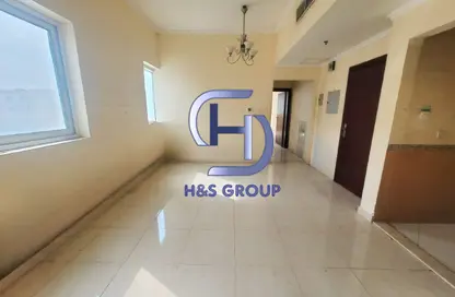 Apartment - 1 Bedroom - 1 Bathroom for rent in Muwailih Building - Muwaileh - Sharjah